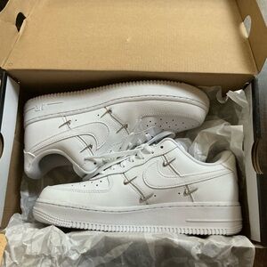 WMNS AIR FORCE 1'07 LX
